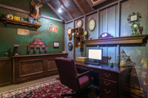 Escape Clue Room In Nyc Looks So Good You Might Want To Move
