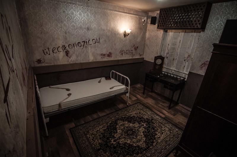 Creepy escape room that looks abandoned