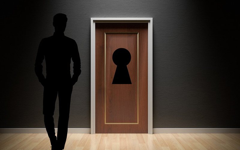 closed door behind which there are 10 best escape rooms